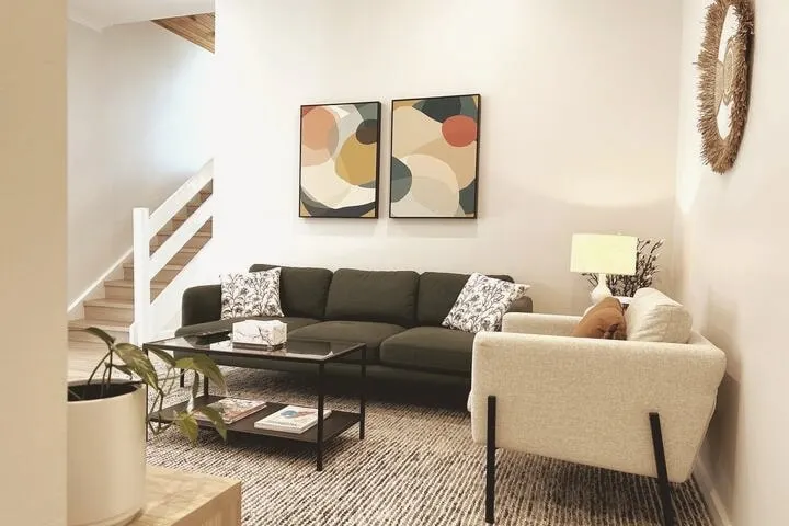 Stylish Townhouse - Showgrounds - 3 Beds - Parking - Image 1