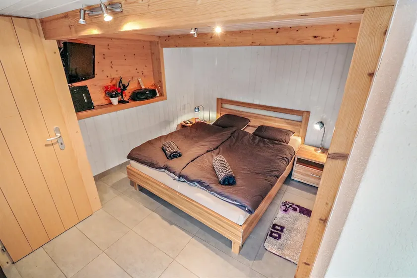 Charming chalet in the mountain near Verbier - Image 1