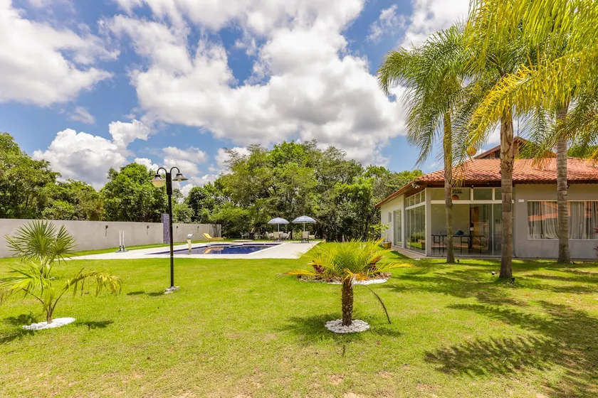 Whitta NV2 Corner with Stunning Pool. - Image 1