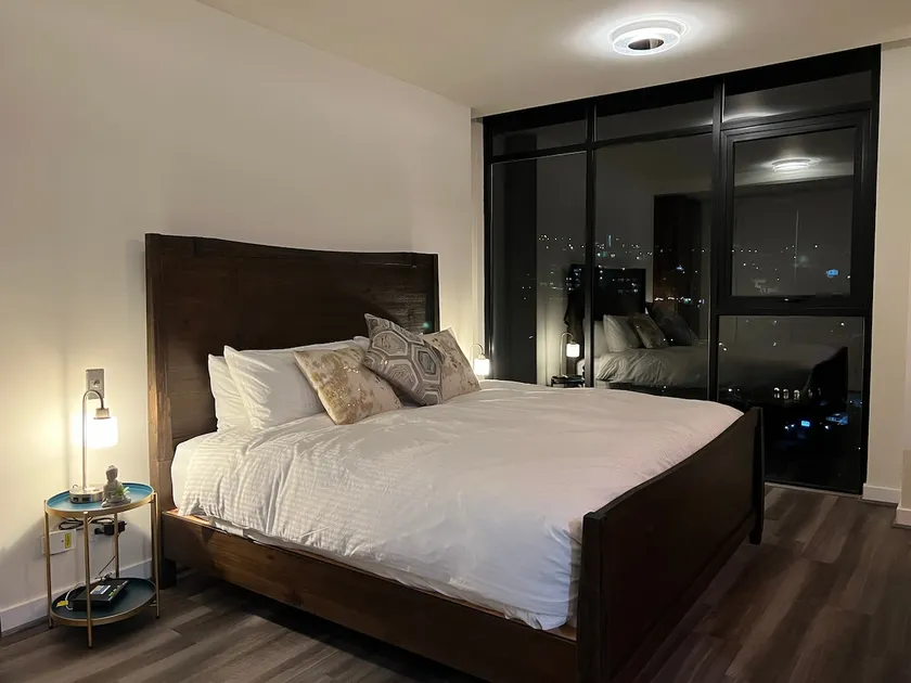 Luxury High-Rise Studio | Epic Views + Pool | ICON - Image 1