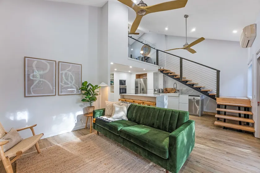 On the Brook - Private 2 bed + loft and pool - Image 1