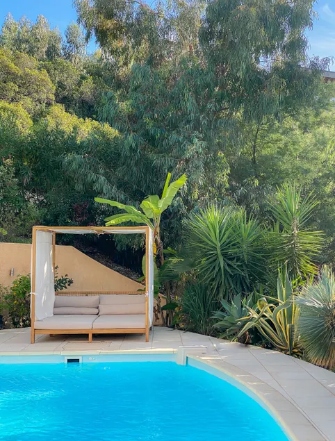 Villa Corse – Sea view and heated pool - Image 1
