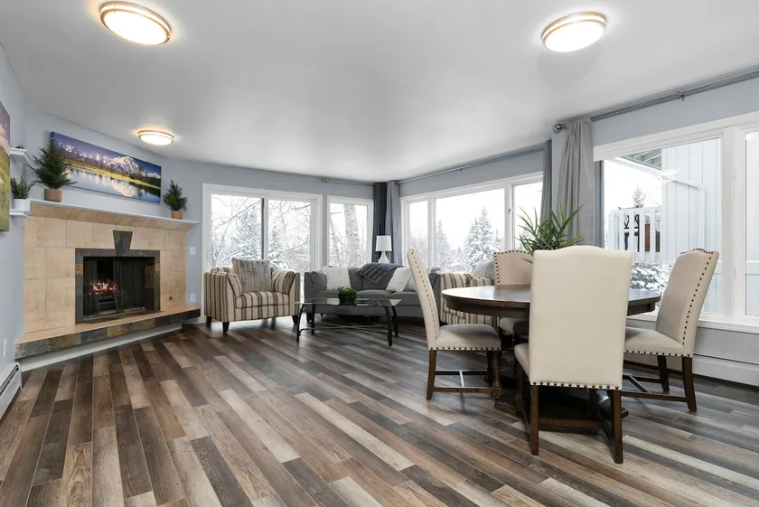 The Scenic Alaskan Venture Home (B) - Image 1