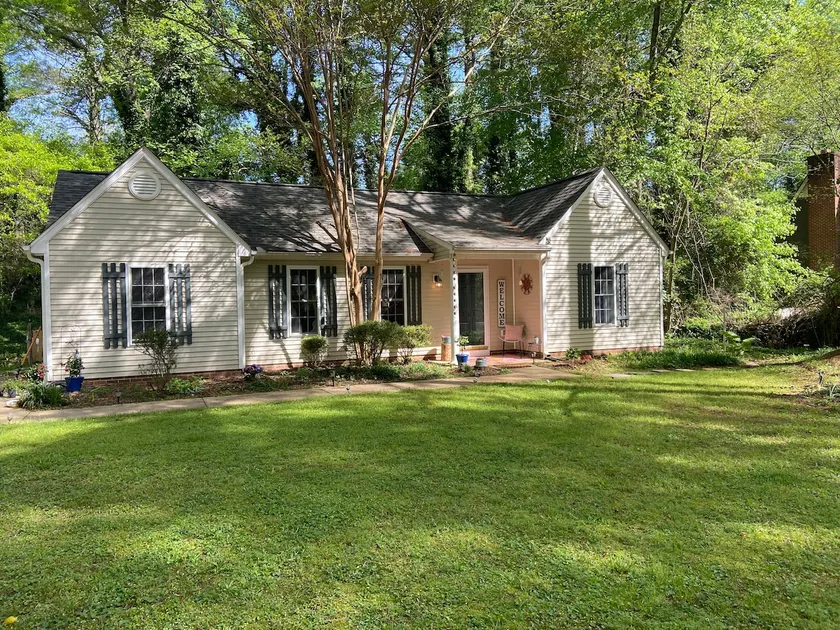 Newly renovated home minutes from Clemson campus - Image 1
