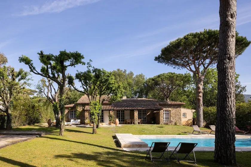 Modern New Stone Provencal Villa W/ Lxrious Garden - Image 1