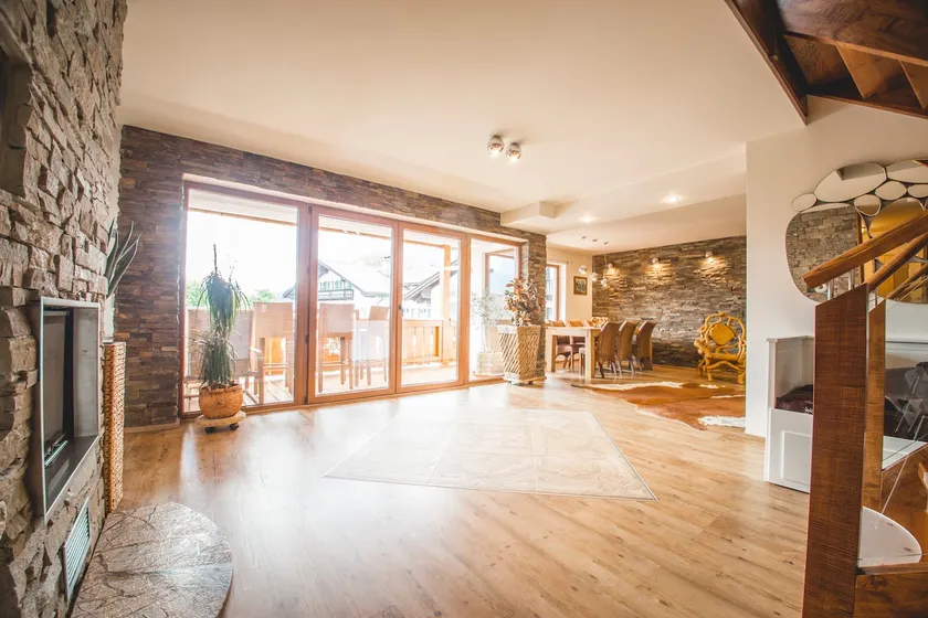 Downtown Suite Alpi - Image 1