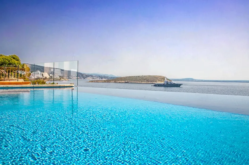 Amazing Large Sea Front Villa Beach 4 minutes - Image 1