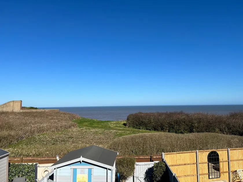 Lovely 5* upside down house with amazing sea views - Image 1