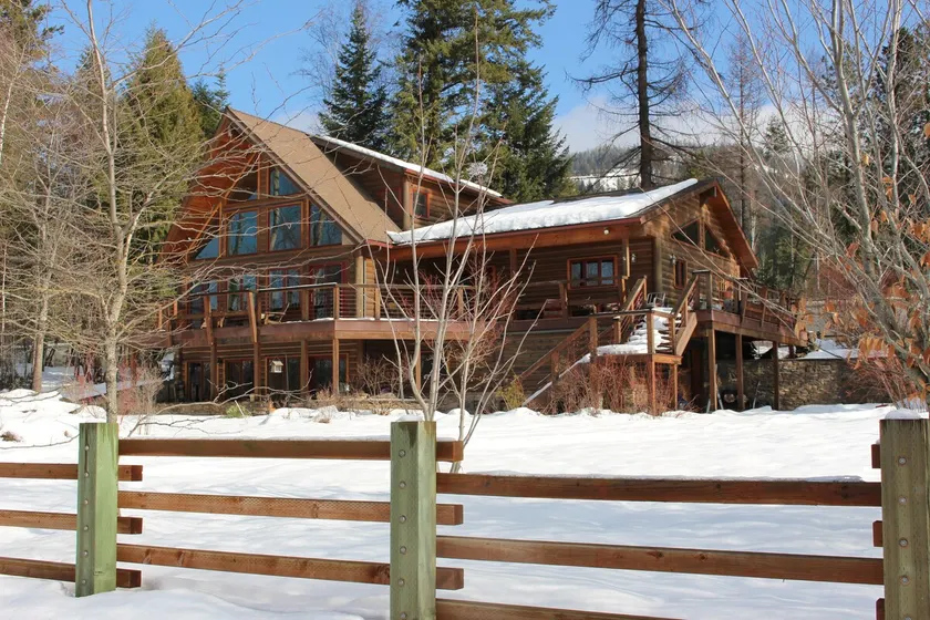 Eclectic Log Home - Image 1