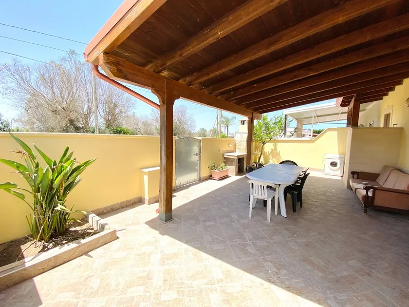Casa Vacanze Flores - Image 1