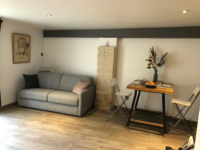 Lovely quiet studio - Image 1