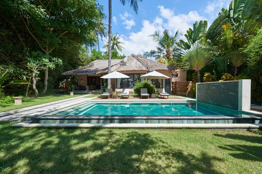 2BR Beachfront Villa with the private pool - Image 1