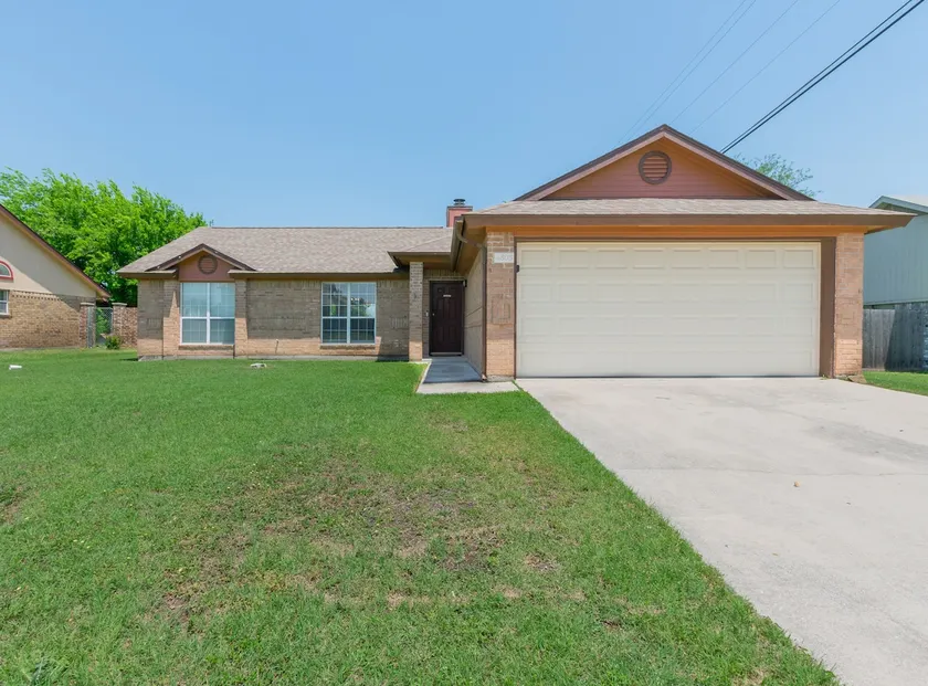Beautifully Remodeled - 3 Bed/ - Private Home - Image 1