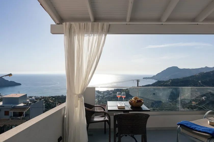 AnnaView Top Floor Suite No11 with amazing Seaview - Image 1