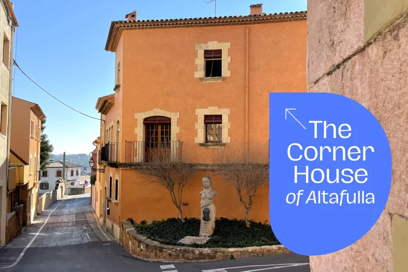 The Corner House of Altafulla - A Stroll from the Beach, in the Heart of the Old Town - Image 1