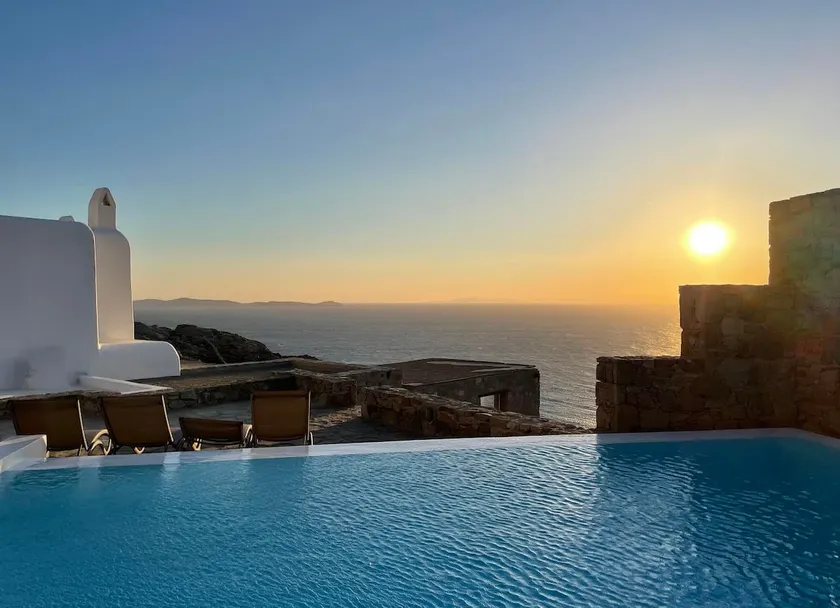 Panorama Blue Villa - White Rock Suites & Villas - Image 1