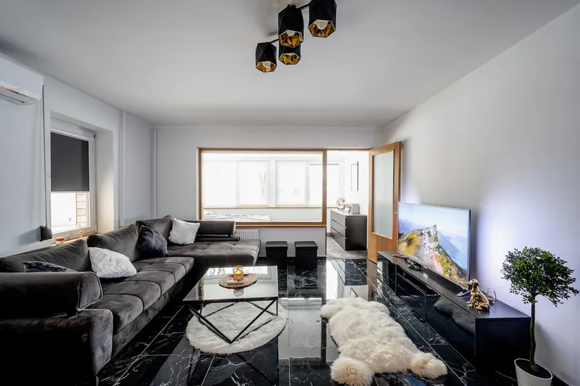 Dubulti Lounge - Image 1