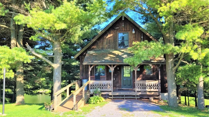Cozy Chalet @ Pond's Edge - Comcast WiFi -Wisp/DCL - Image 1