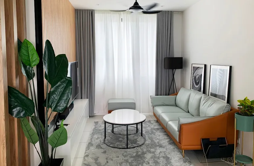 Designer's unit @ Prime location - Image 1
