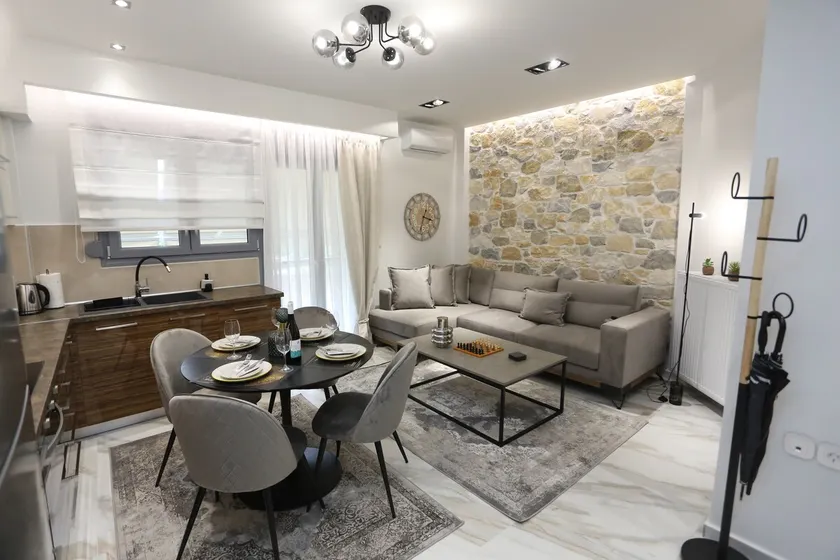 LA Larissa Luxury Apartments Thetis - Image 1