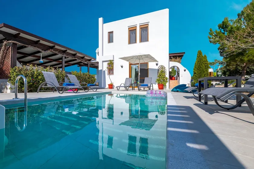 Evilion Villa - Image 1