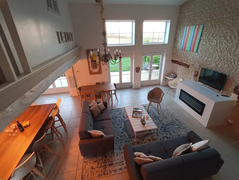 Charming cottage in former seigneury - Image 1