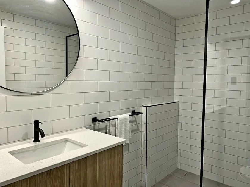 Entire 2 Bedroom Serviced Apartment in Fullarton - Image 1