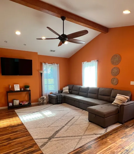 Roebuck 1-br bungalow near BMW, GSP, Michellin - Image 1