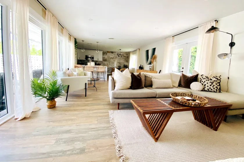 Rose Gate Oasis luxe pool villa minutes to beaches - Image 1