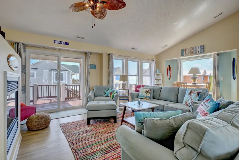 NSS Beach House! Family & dog friendly oasis - Image 1