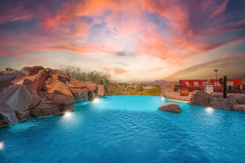 VIEWS 9400 SQ FT Mansion Infinity Slide Pool, MVIE - Image 1