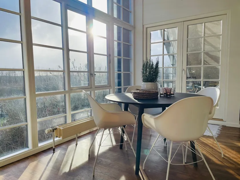 Large and bright apartment on private stud farm - Image 1
