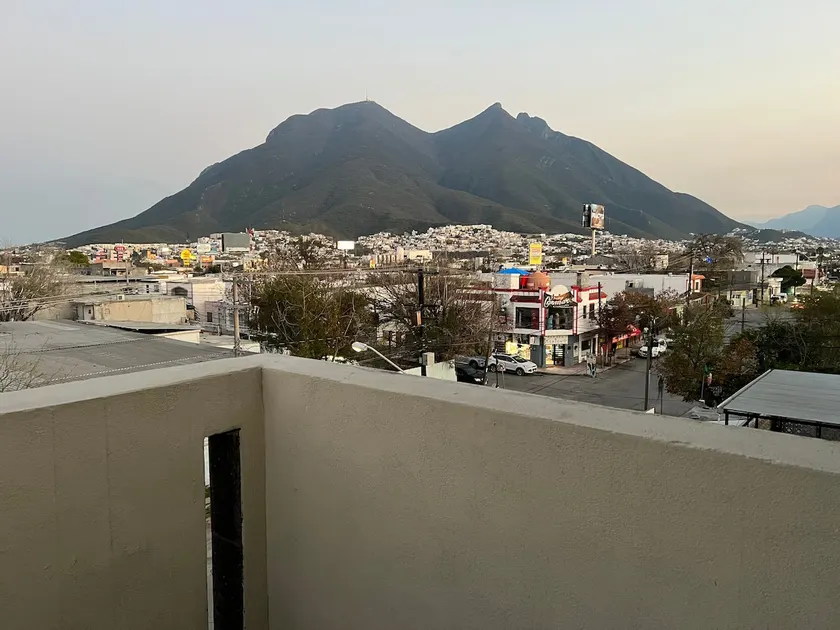 Nice loft 5 minutes from Fundidora and BBVA Stadium - Image 1