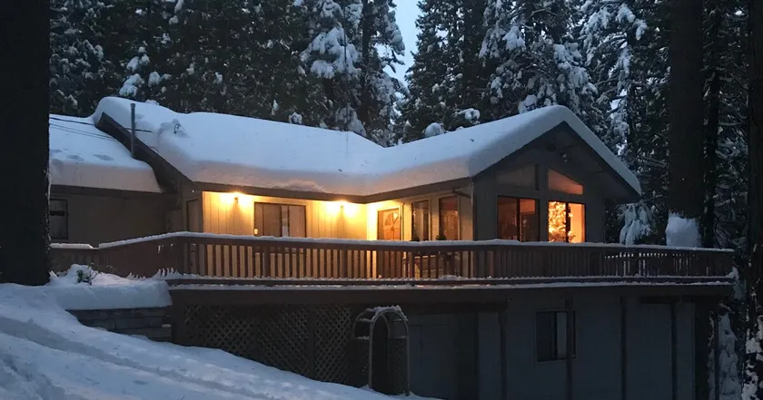 Mtn Cabin w/Game/Sports/Pool Tbl/MovieThtr Dogs Ok - Image 1