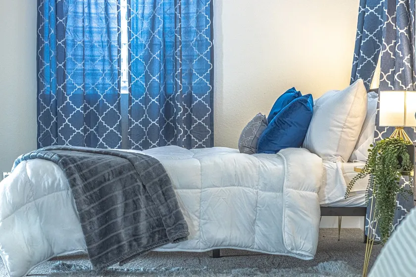 Spacious suite near Denver's best neighborhoods! - Image 1