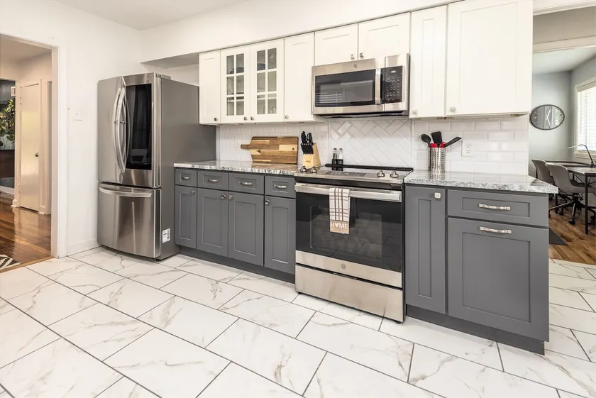 Walkable 3 bed in East Memphis, EV Car Charger. - Image 1