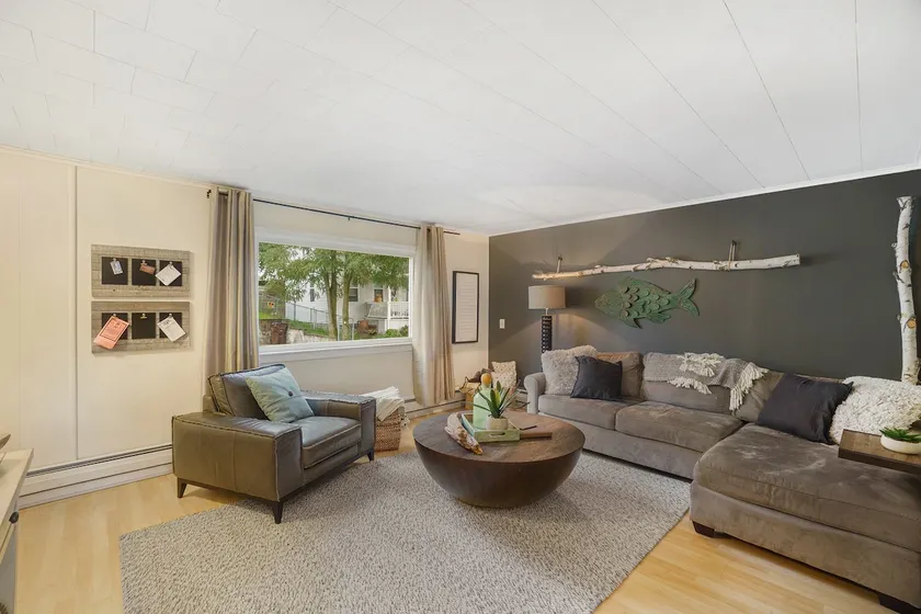 Manistee Charm | Unbeatable Value & Location - Image 1