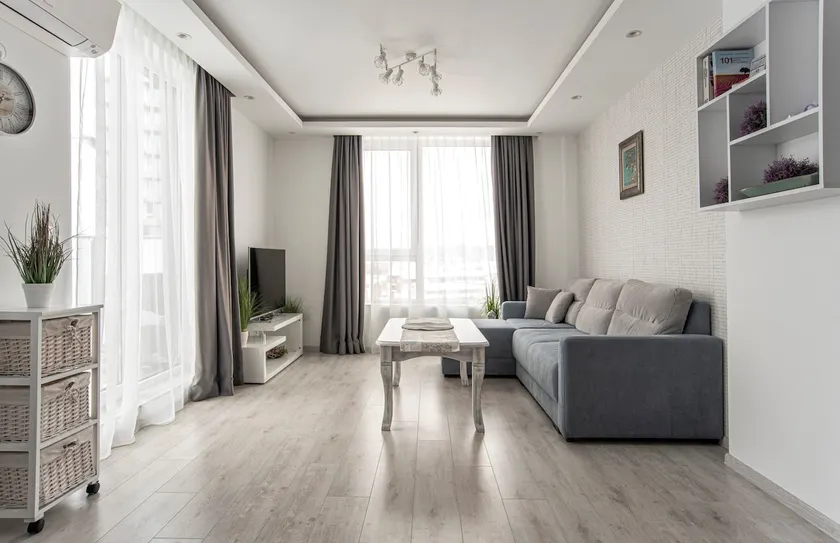 Sunny & Stylish Brand new 2bdr Apartment + Parking - Image 1