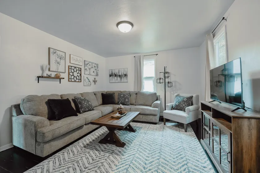Traditional Downtown Home - Image 1