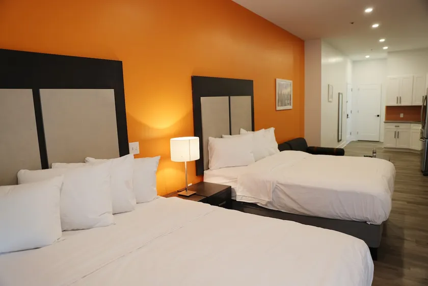 Double Queen Bed very close to New York City - Image 1