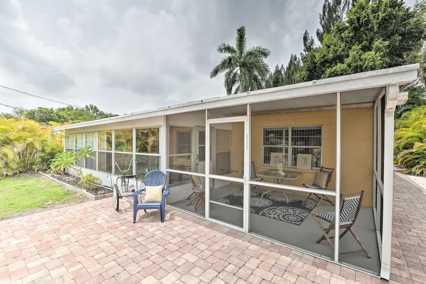 Riverside Retreat - Image 1