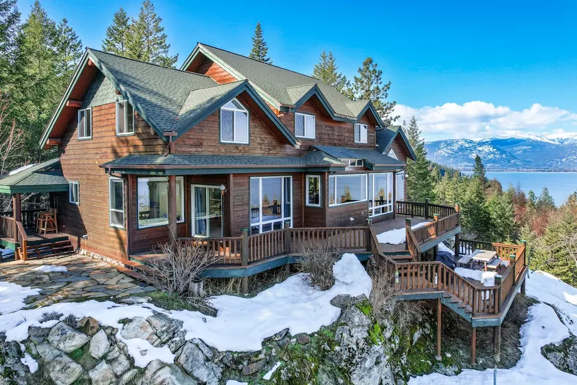 Moosewood Haven - Ideal Lakeside Retreat - Image 1