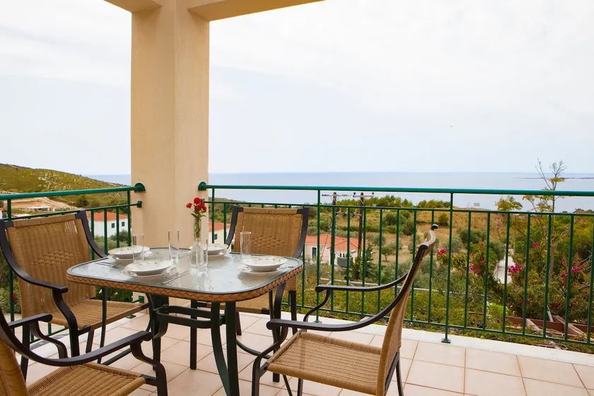 Maria's Garden Apartments - Image 1