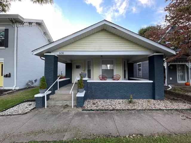 Cheerful Downtown 3 Bedroom home in the historic area of Columbus - Image 1