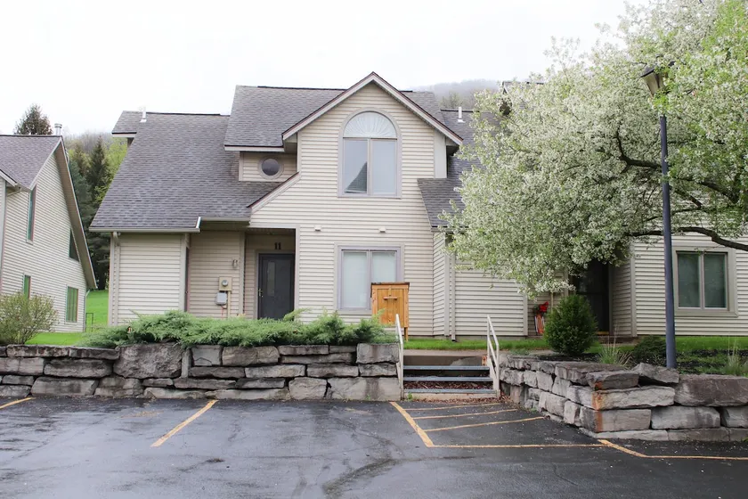 Cozy Home near Bristol Mtn - Explore Canandaigua! - Image 1