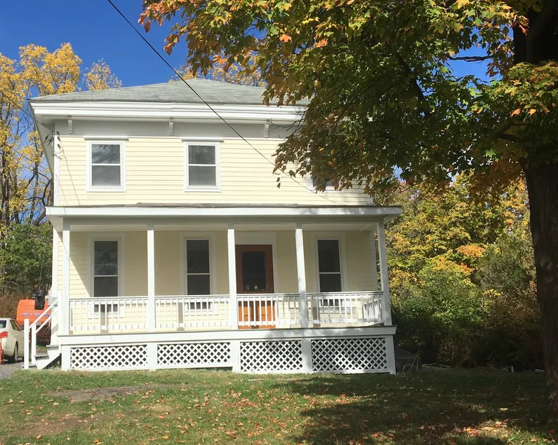Charming 3 bedroom home in heart of Finger Lakes. - Image 1