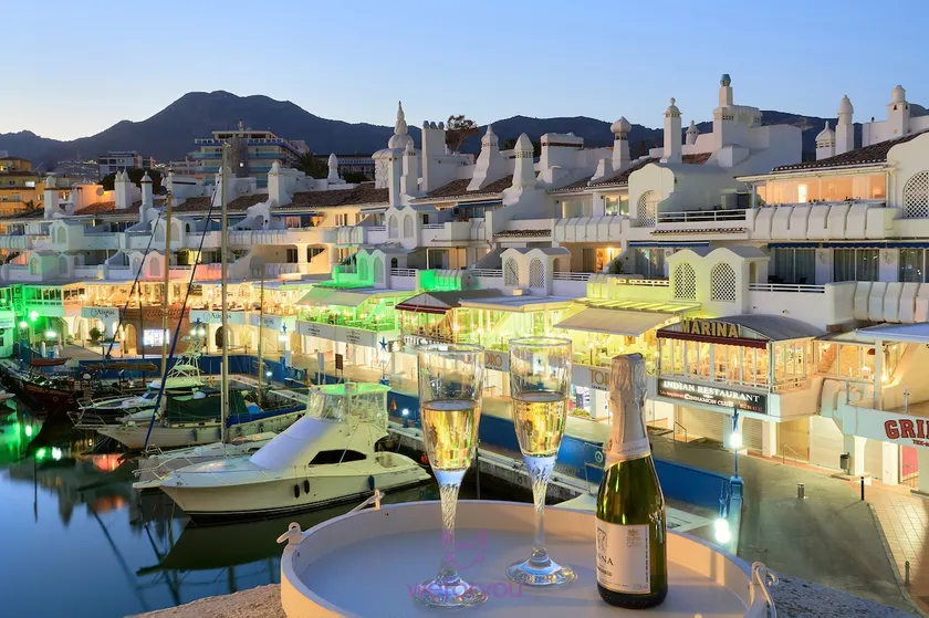 weforyou Isla Puerto Marina with PARKING - Image 1
