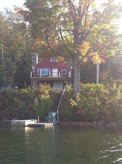 Lakeside Cabin in Glover - Image 1