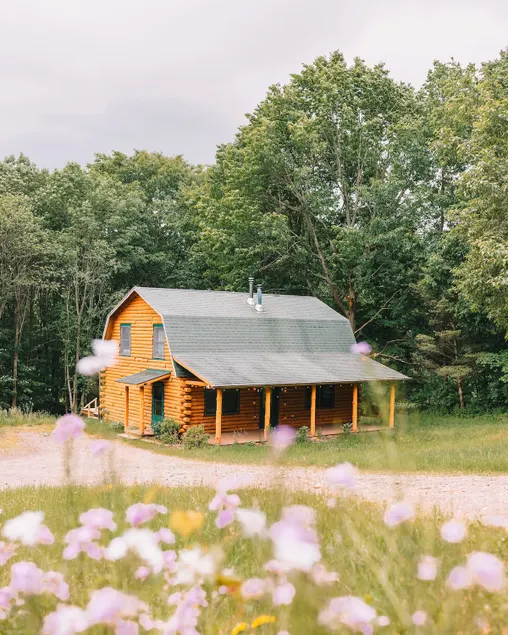 Afton Cabin - Image 1