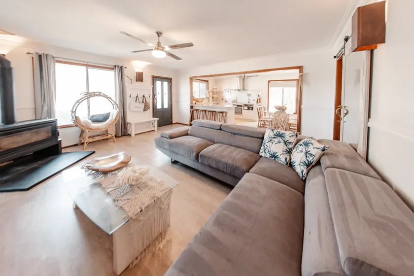 Wonderfully Lost Beach House | Family Friendly - Image 1